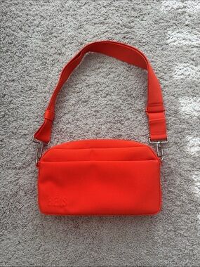 Beis The Travel Crossbody in Flame